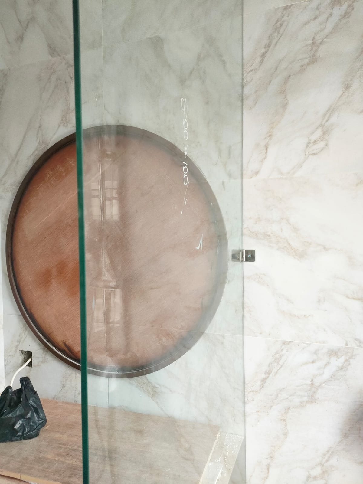 Proyek Pengerjaan Kaca Tempered Kamar Mandi - Image 3